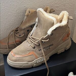 Men's Tan High-Top Boots with Plush Lining